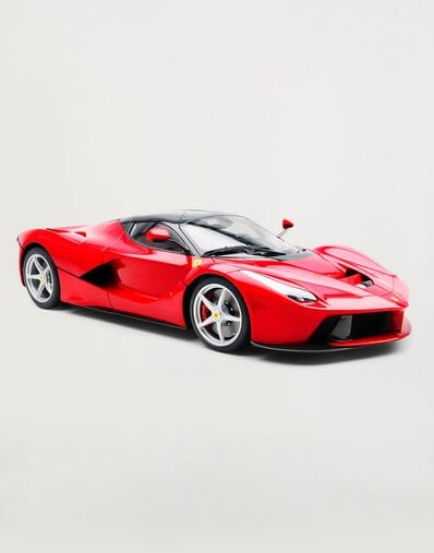 Ferrari Miniatura LaFerrari a escala 1:8 Negro L2993f