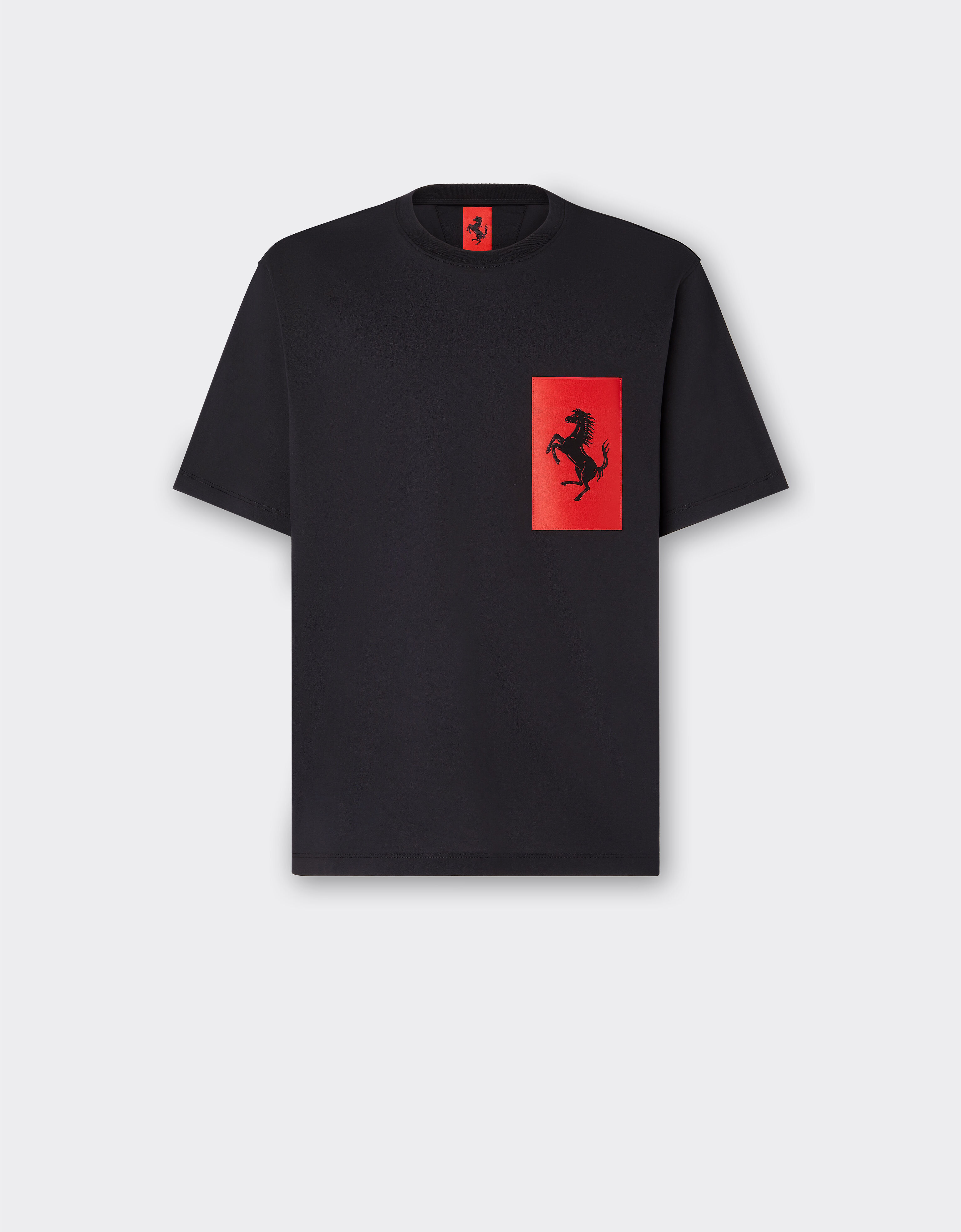 Ferrari T-Shirt aus Baumwolle mit Tasche mit Cavallino Rampante Schwarz 47824f