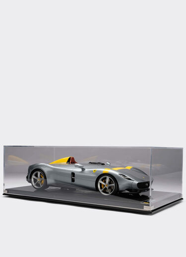 Ferrari Ferrari Modell Monza SP1 im Maßstab 1:8 MEHRFARBIG L7977f