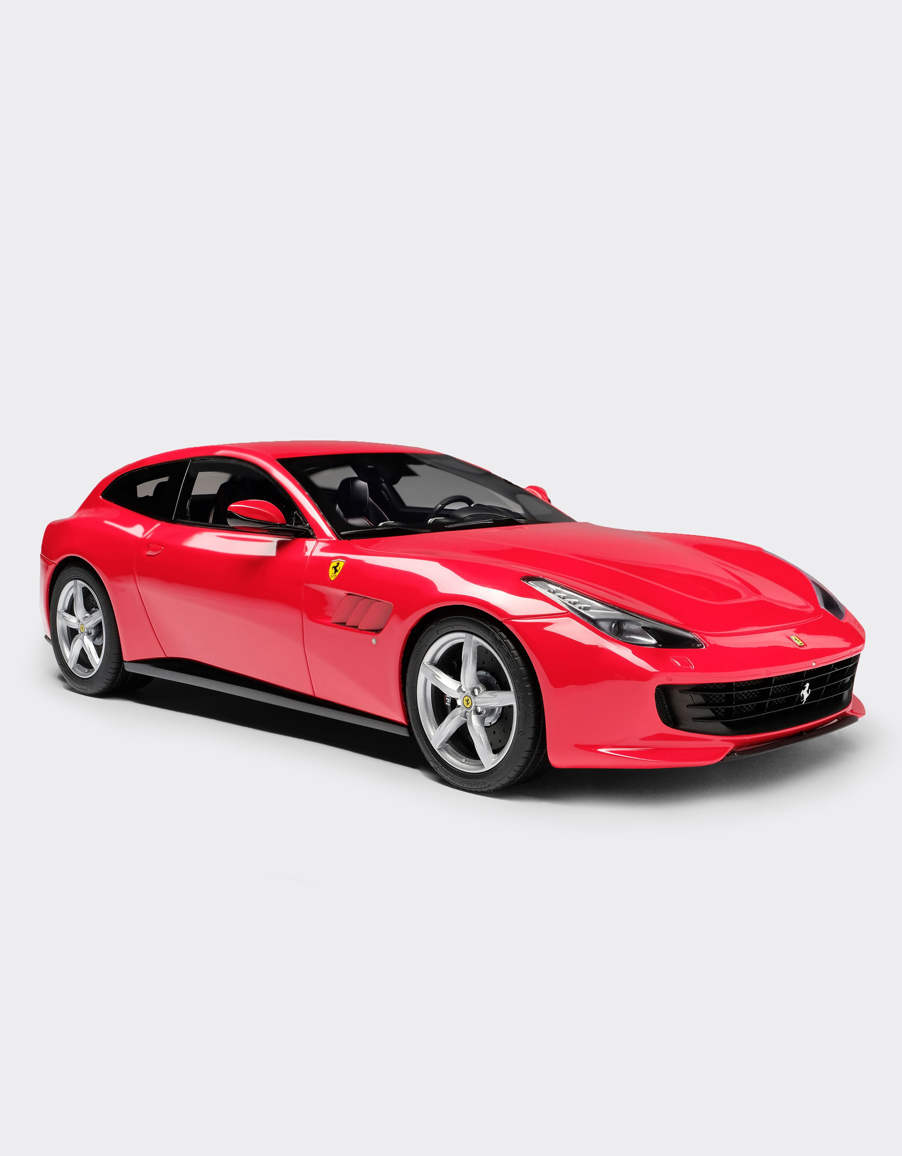 Ferrari Ferrari GTC4Lusso model in 1:18 scale Red L7596f
