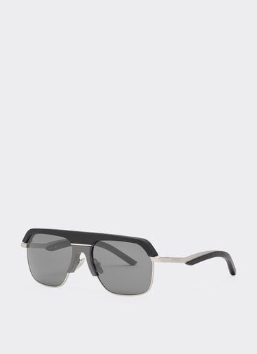 Ferrari sunglasses in matte silver metal with gray polarized lenses Ferrari Ferrari sunglasses in matte silver metal with gray polarized lenses Black LA0EQf
