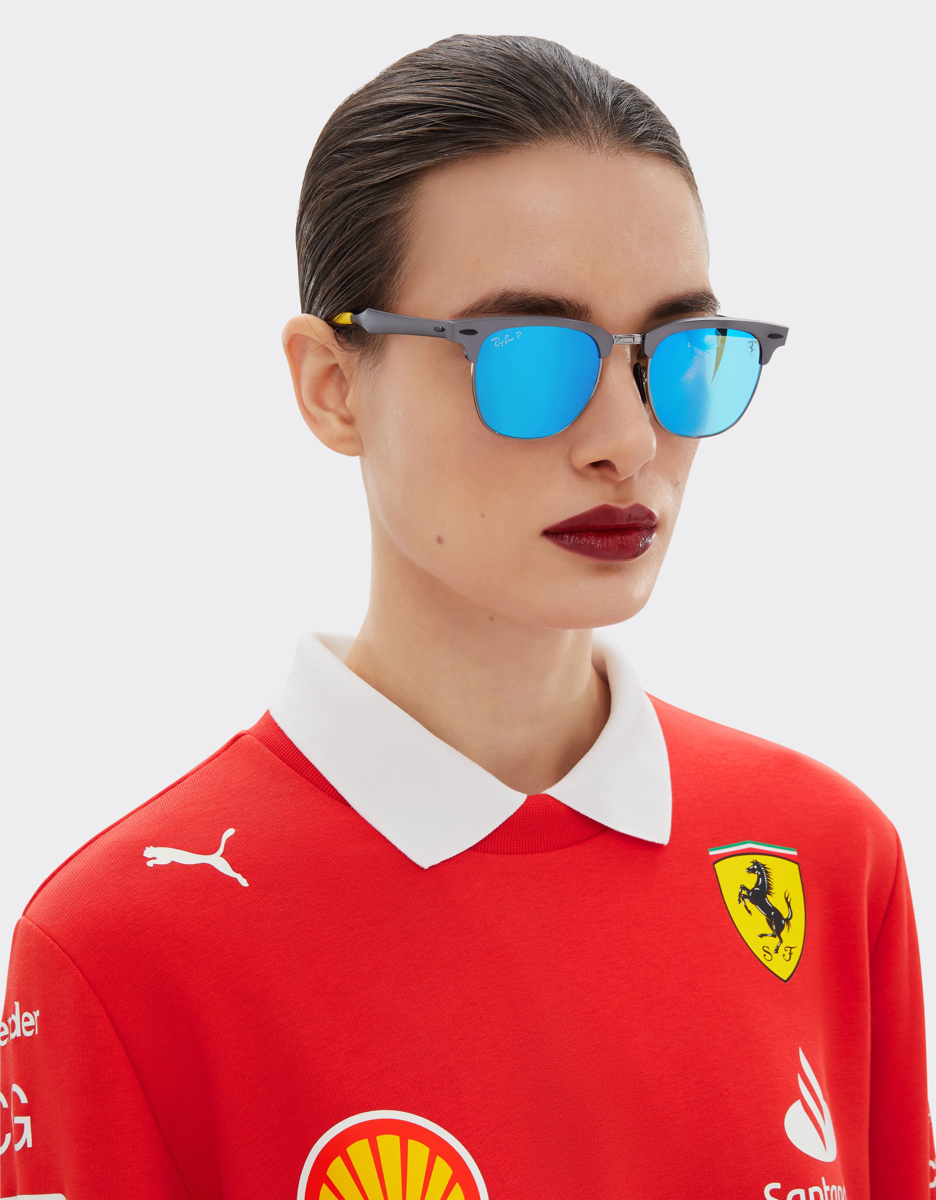 Ferrari Ray-Ban pour Scuderia Ferrari RB3807M en métal gris avec des verres gris miroir bleu polarisés Ingrid F1514f