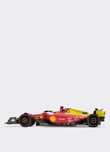 1:8 scale Charles Leclerc Ferrari F1-75 model Ferrari 1:8 scale Charles Leclerc Ferrari F1-75 model Rosso Corsa F0883f
