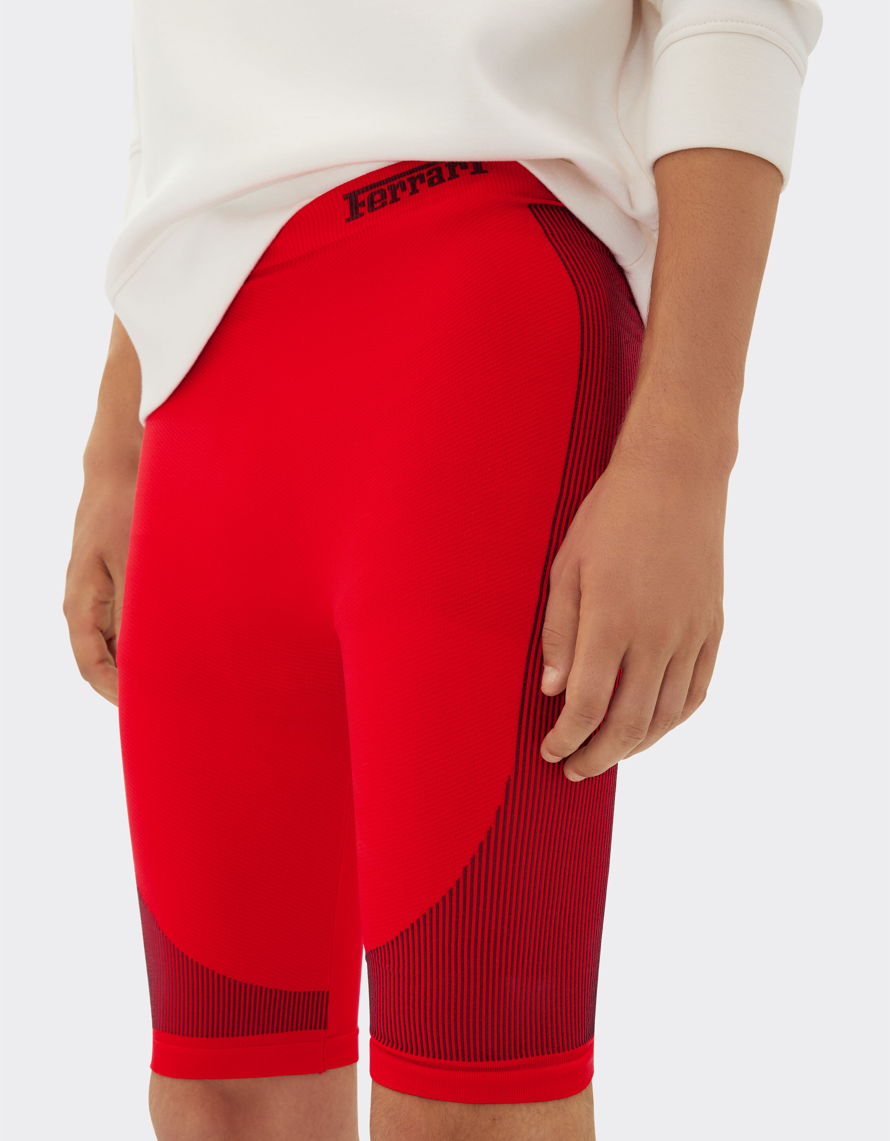 Ferrari 科技面料短裤 Rosso Dino 红色 48408f