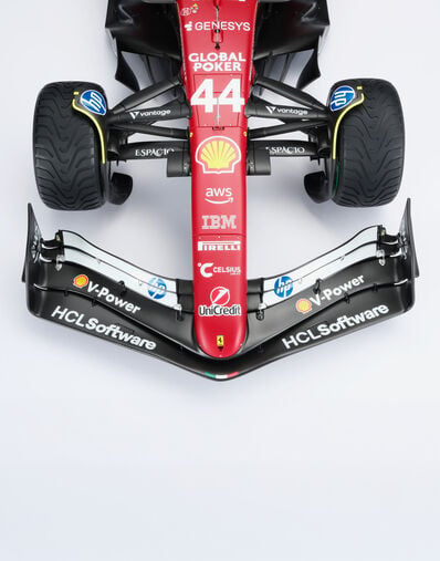 Ferrari Ferrari SF25 LH 1:8 scale model Red LA08Hf
