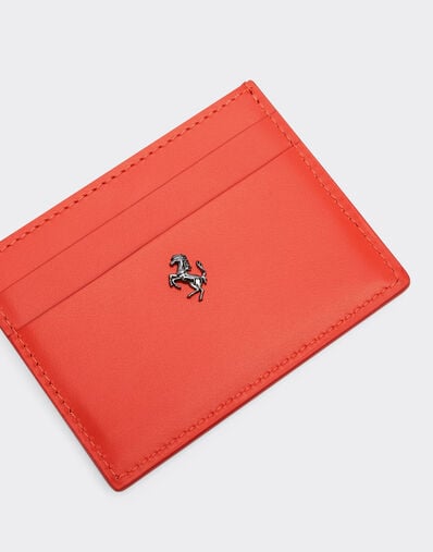 Ferrari Porte-cartes GT Ferrari en cuir brossé avec motif de livrée Rosso Dino 21421f