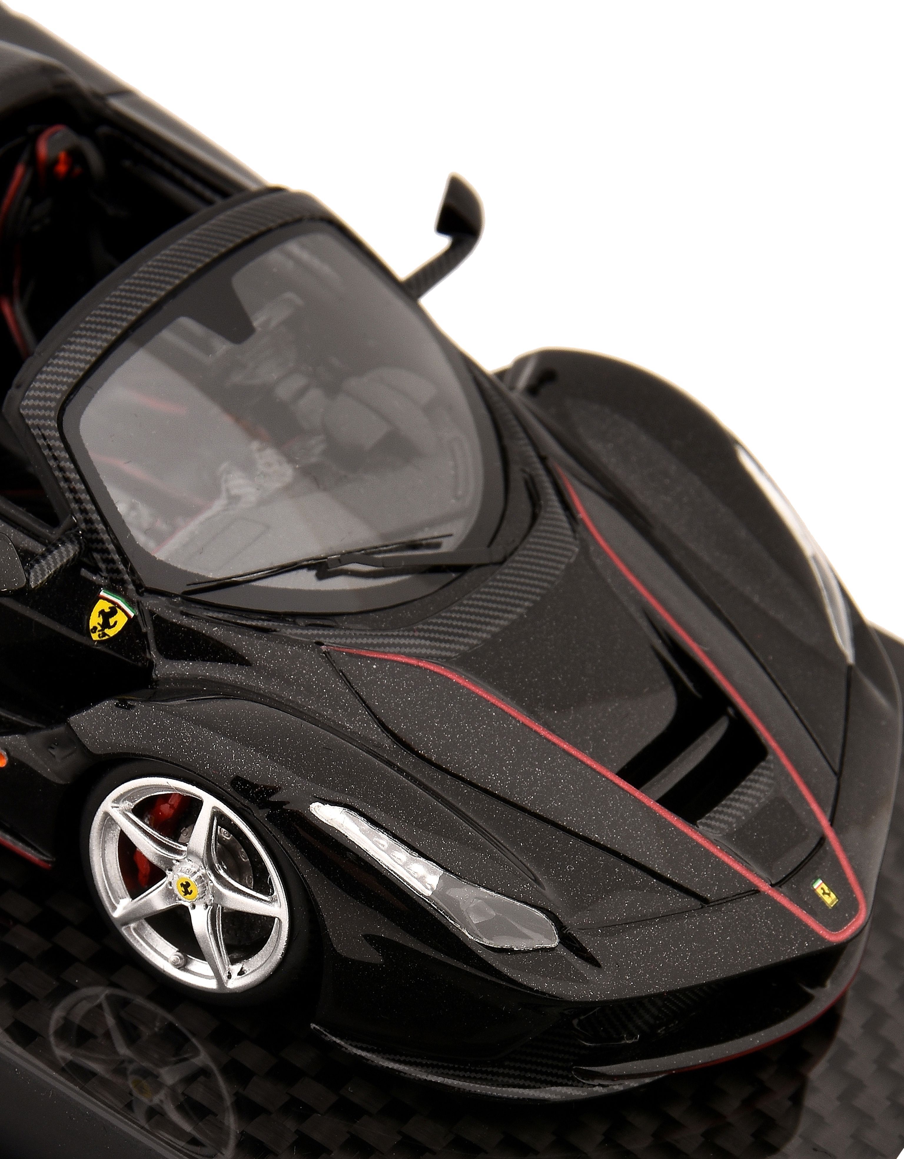 Ferrari LaFerrari Aperta model in 1:43 scale Black 42812f