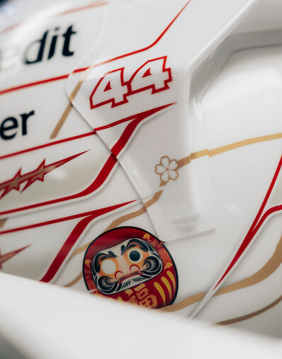 Ferrari Hamilton Special Edition Japanese GP Helmet in 1:1 scale Multicolore LS0OT3062EXT0001f