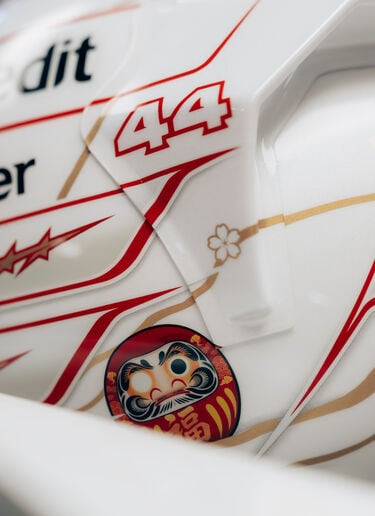 Ferrari Hamilton Special Edition Japanese GP Helmet in 1:1 scale Multicolore LS0OT3062EXT0001f