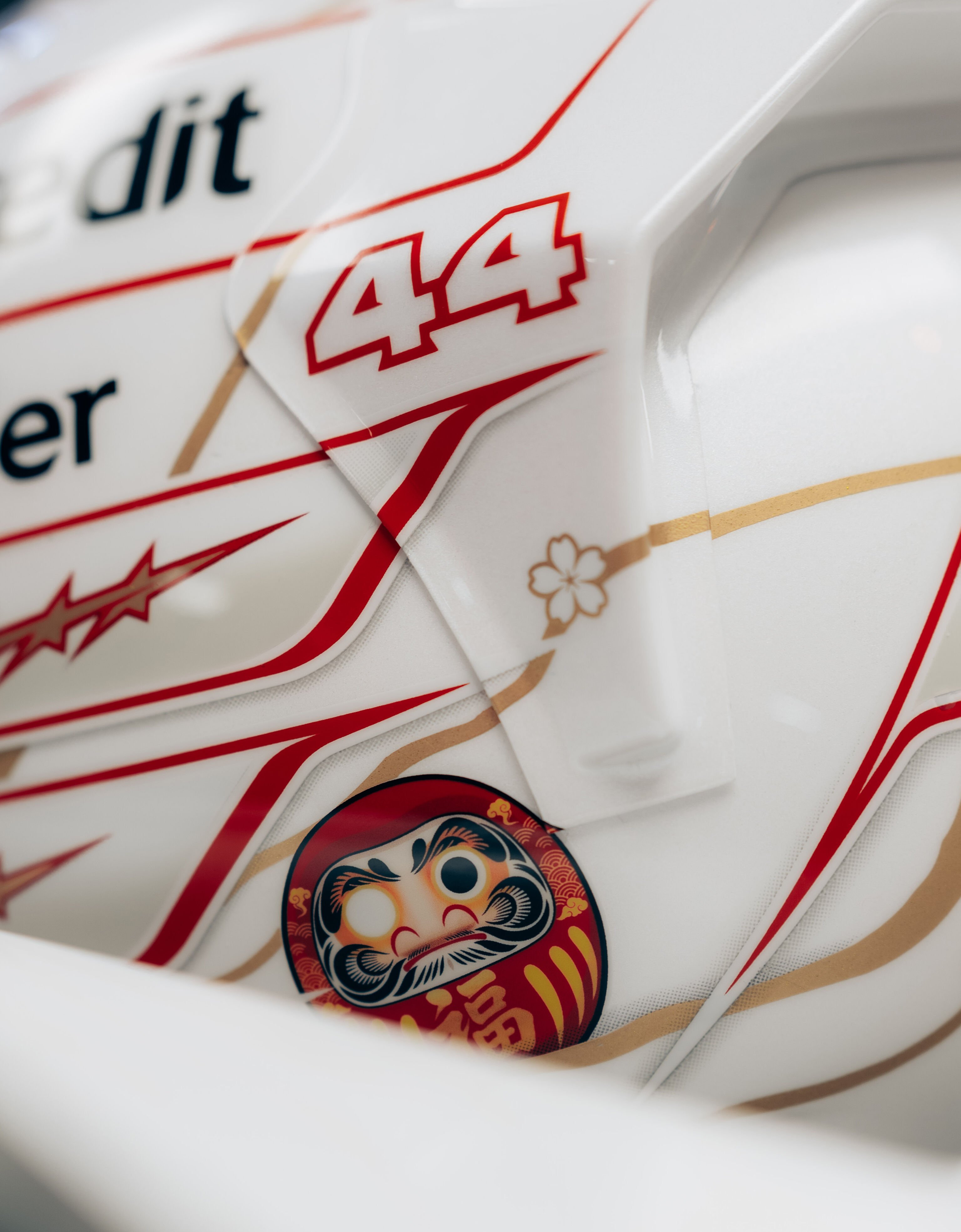 Ferrari Hamilton Special Edition Japanese GP Helmet in 1:1 scale Multicolore LS0OT3062EXT0001f