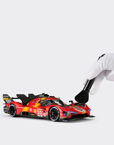 Ferrari Ferrari 499P #51 model in 1:18 scale Red F1603f