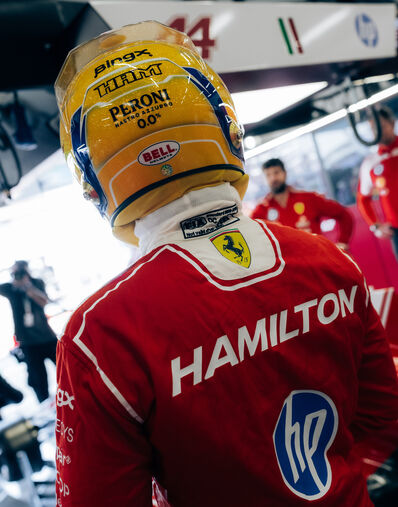 Ferrari Lewis Hamilton Silverstone Special Edition 2026 Helmet, 1:1 scale Multicolore LO0R2658EXT0001f