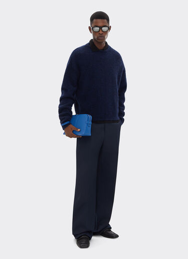 Ferrari Pochette zippée en cuir grainé Bleu Klein 22124f
