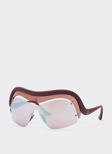 Limited Edition Ferrari sunglasses in injected and leather with red and light gray lenses Ferrari Limited Edition Ferrari sunglasses in injected and leather with red and light gray lenses Dark Red LA0F8f