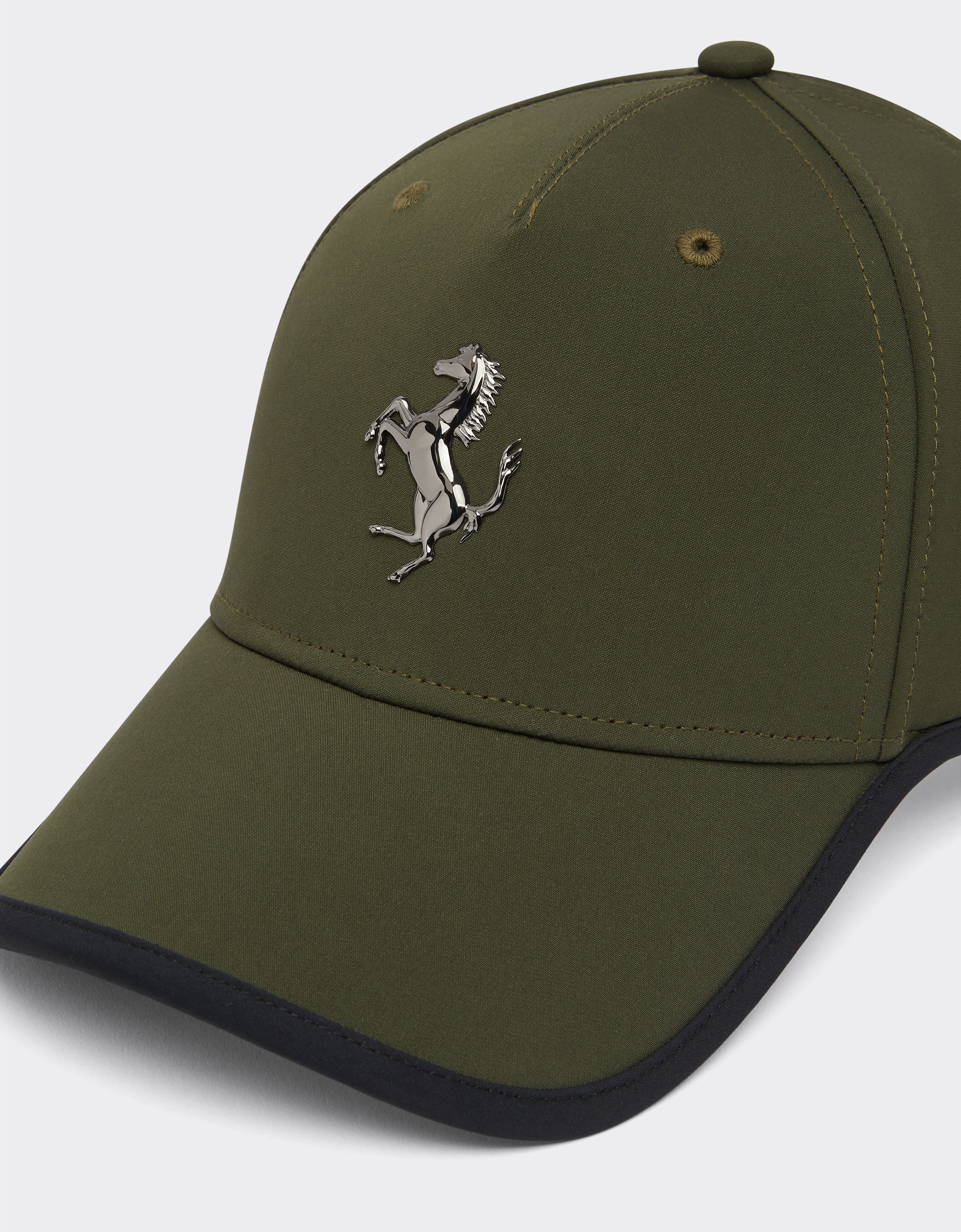 Ferrari Baseball cap con Cavallino Rampante in metallo Verde Militare 20070f