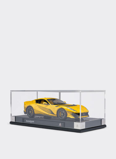 Ferrari Ferrari 812 model in 1:18 scale Racing red F1369f