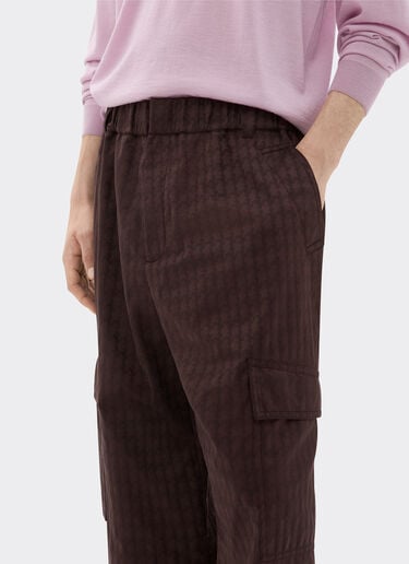 Cargo trousers in Q-Cycle® cotton twill Ferrari Cargo trousers in Q-Cycle® cotton twill Mahogany 49106f