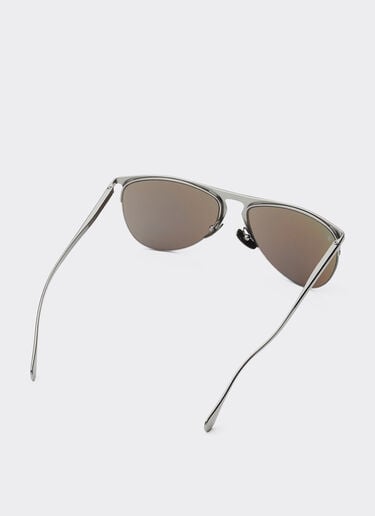Ferrari Lunettes de soleil Ferrari gunmetal avec verres miroir argentés Gris foncé F1532f