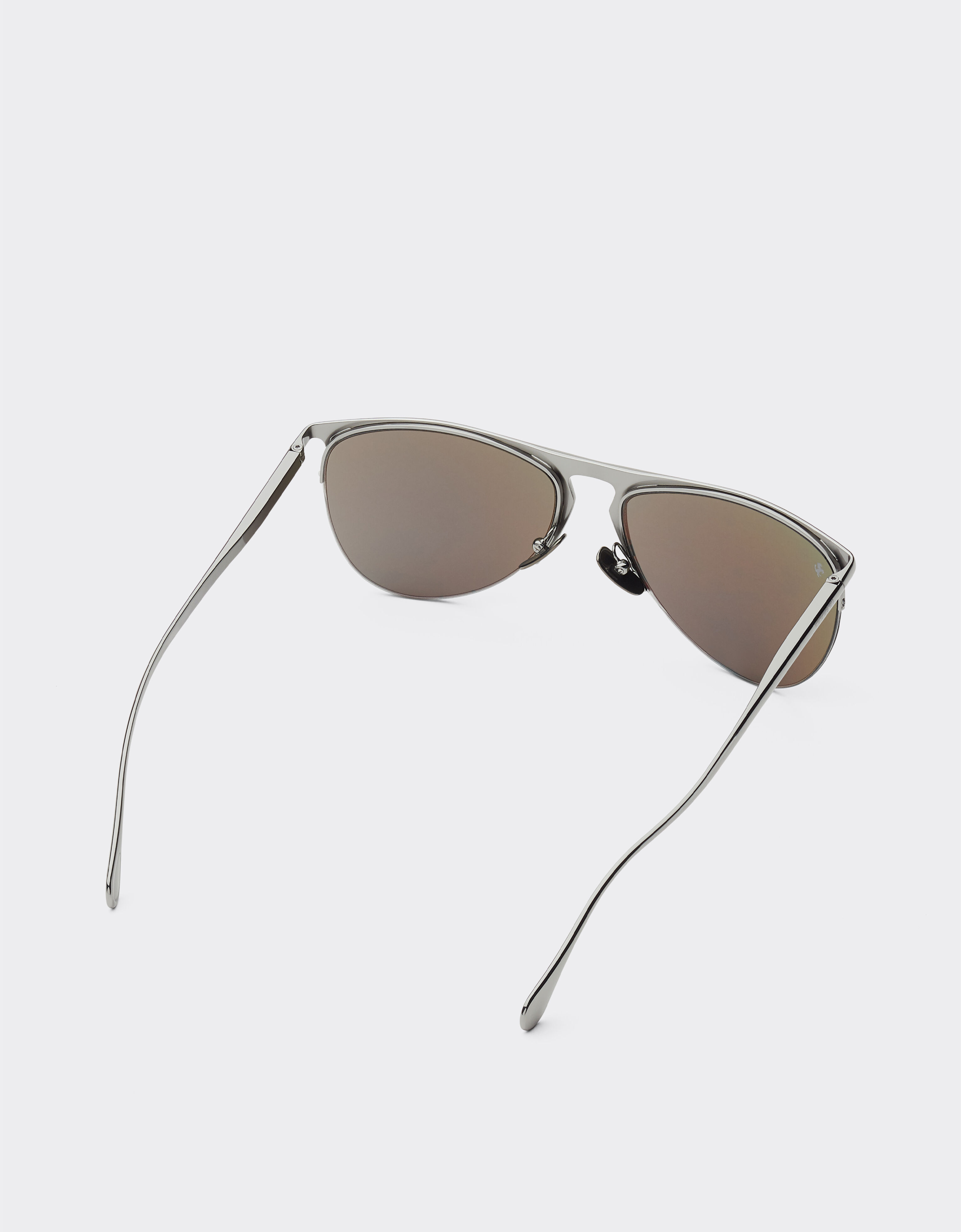 Ferrari Lunettes de soleil Ferrari gunmetal avec verres miroir argentés Gris foncé F1532f