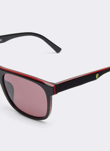 Ferrari Ray-Ban for Scuderia Ferrari 0FZ6020 en acetato negro brillante con lentes exclusivas Contrast Pro™ Rosso LY0SG1413EXT0001f