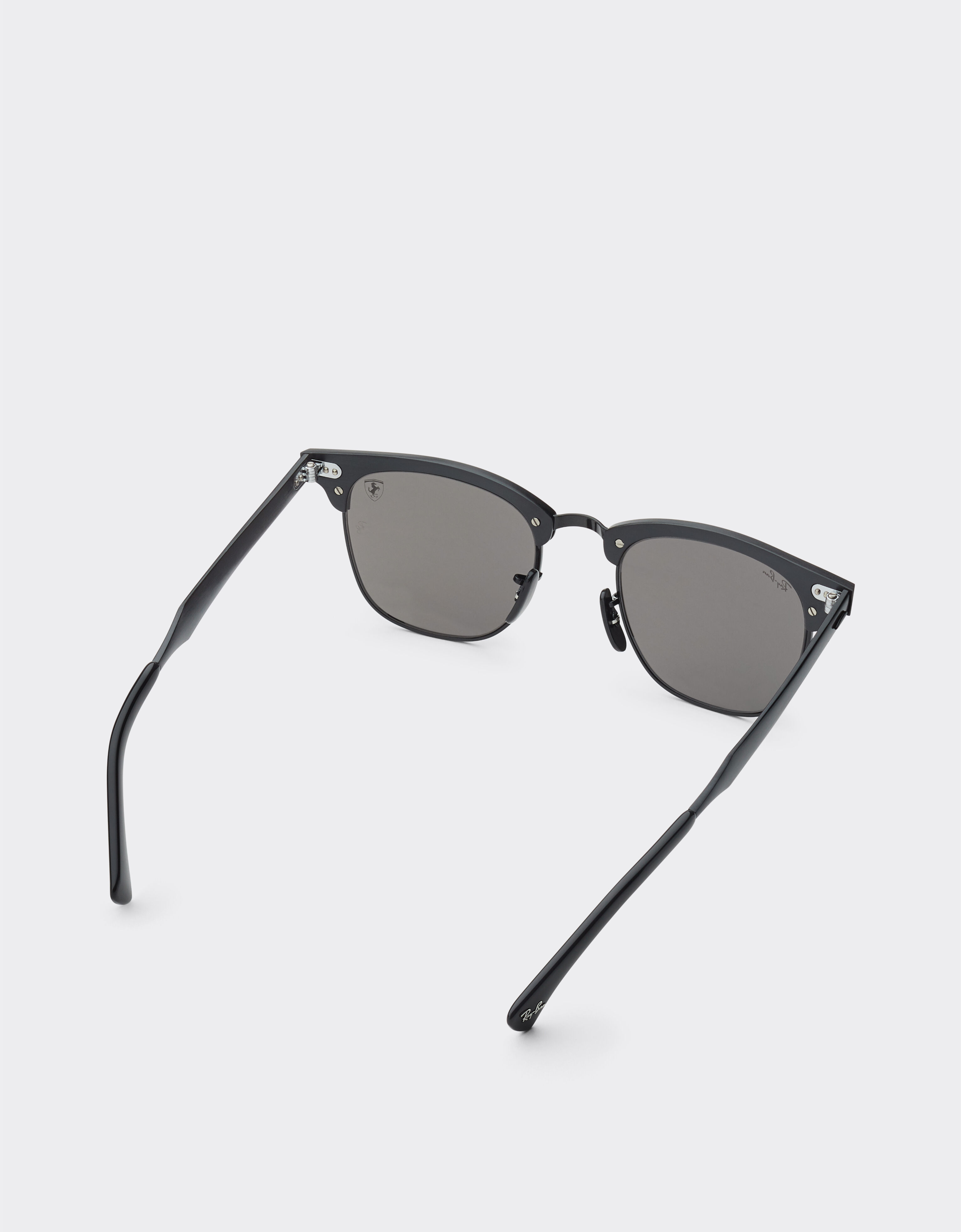 Ferrari Ray-Ban für Scuderia Ferrari RB3807M in schwarzem Metall mit dunkelgrauen Gläsern Schwarz F1512f