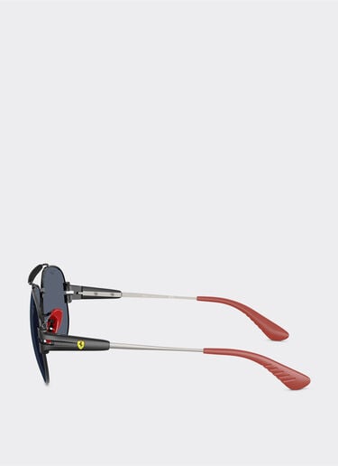 Ray-Ban for Scuderia Ferrari RB3762M in black metal with dark grey lenses Ferrari Ray-Ban for Scuderia Ferrari RB3762M in black metal with dark grey lenses Black LA01Af