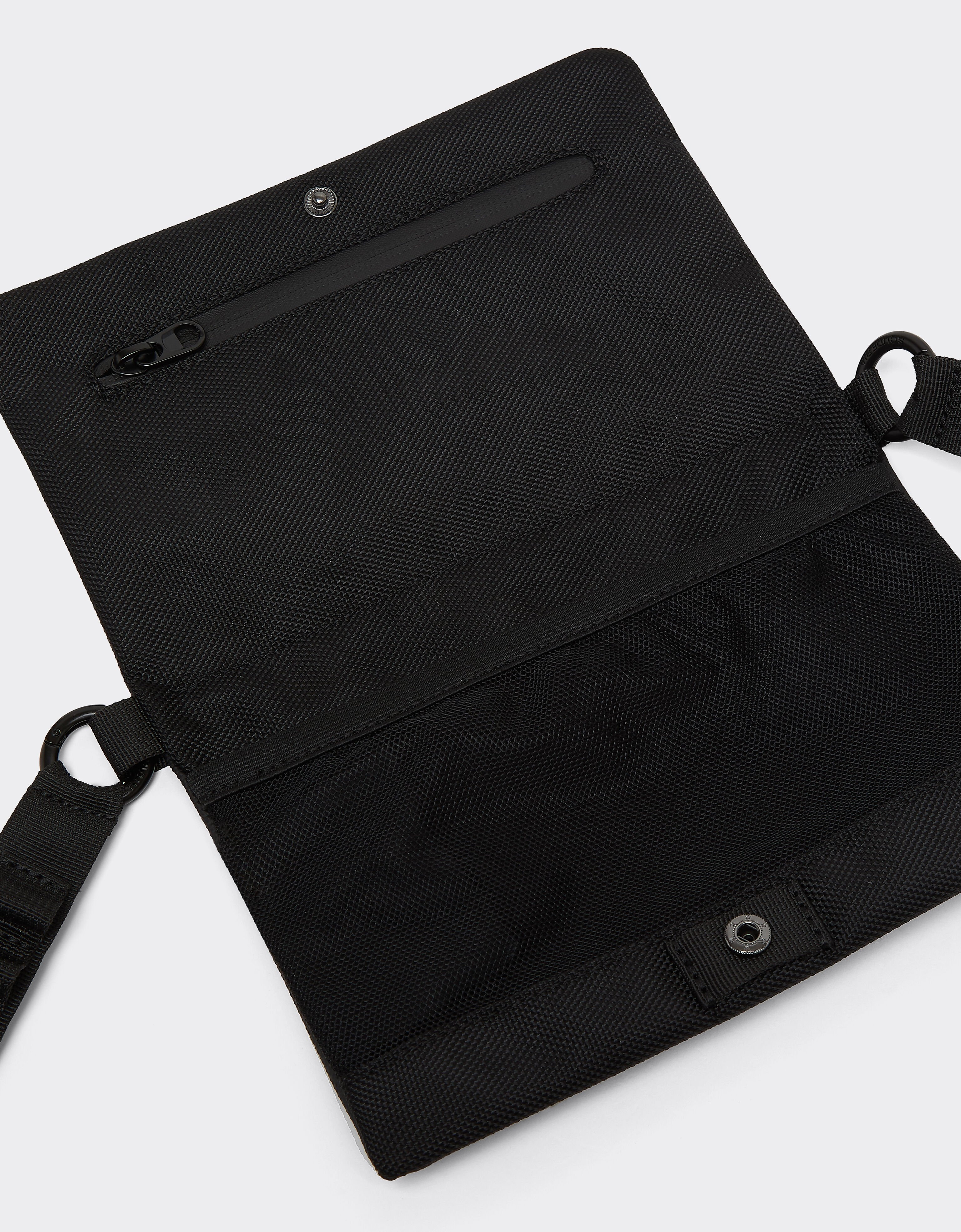  Umhängetasche mit Ferrari-Wappen Nero SBNBP0017HMM0032f