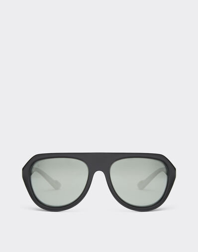 Ferrari Ferrari black sunglasses with leather details and polarised mirror lenses Black Matt F1251f