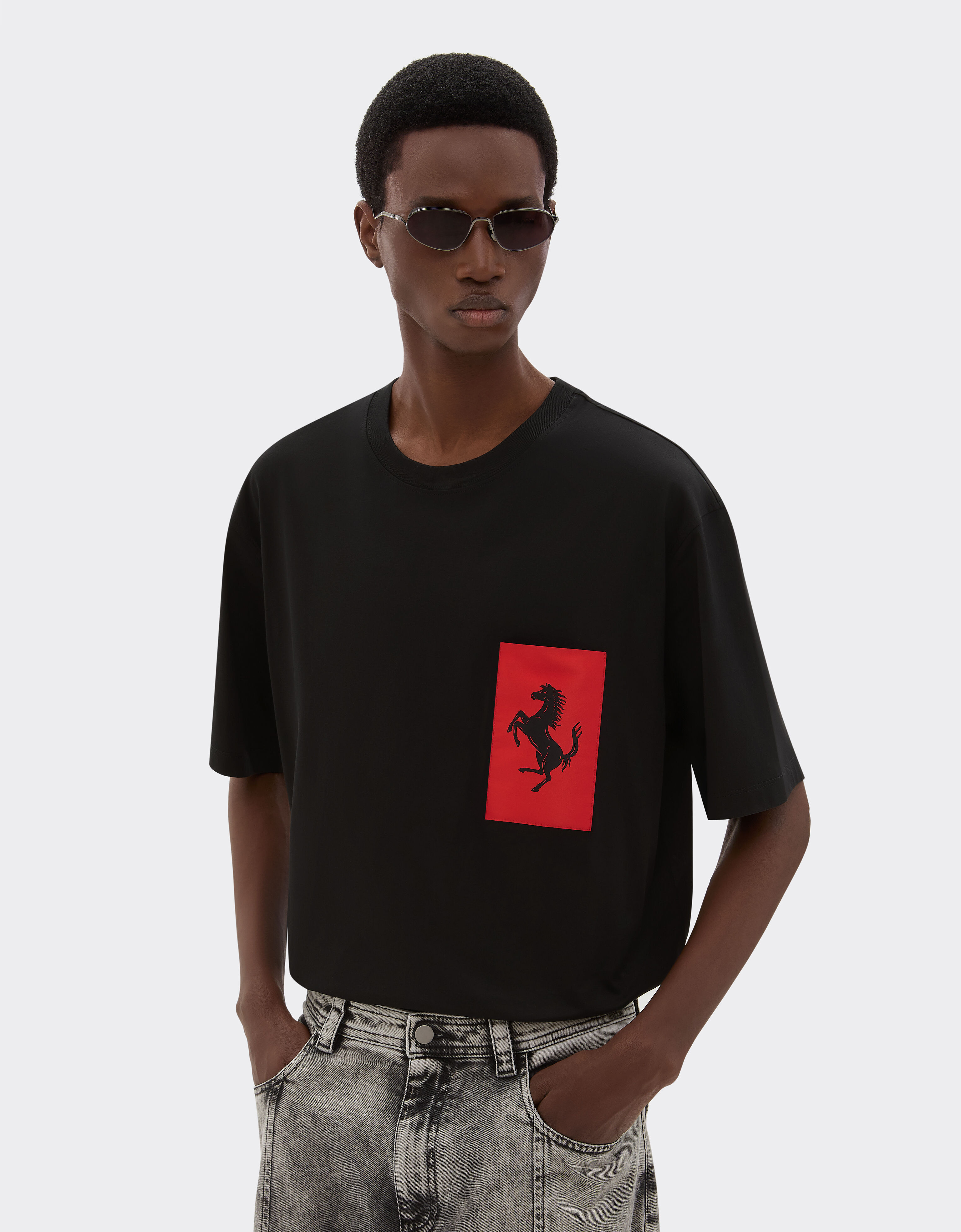 Ferrari Cotton T-shirt with Prancing Horse pocket Black 47824f
