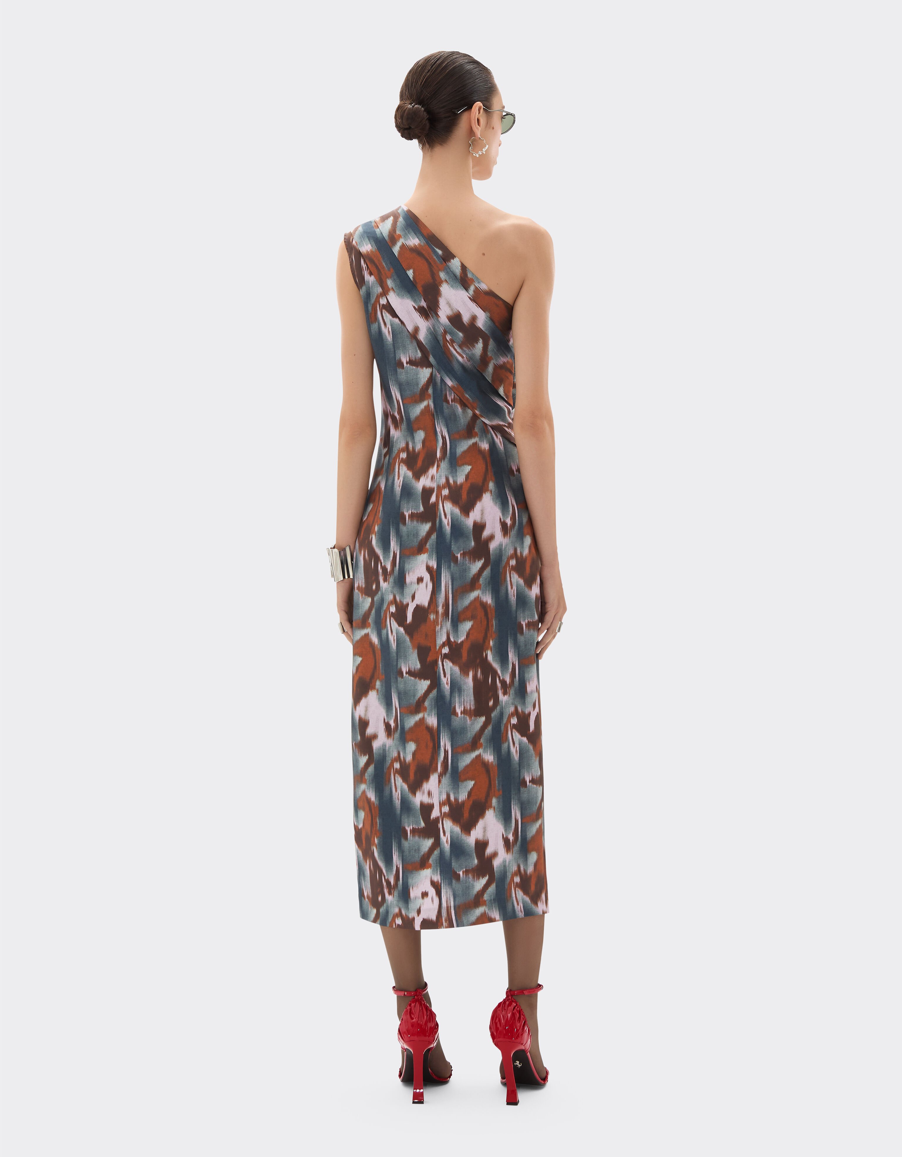 Ferrari Vestido de seda con estampado Ikat pony Azul pavo real 22643f