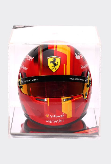 Ferrari Mini casque 2023 Carlos Sainz à l’échelle 1/2 - Édition spéciale Barcelone Rosso Corsa F1135f