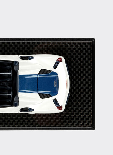 Ferrari Ferrari 488 Pista Spider 1:43スケール モデルカー オプティカルホワイト 46668f