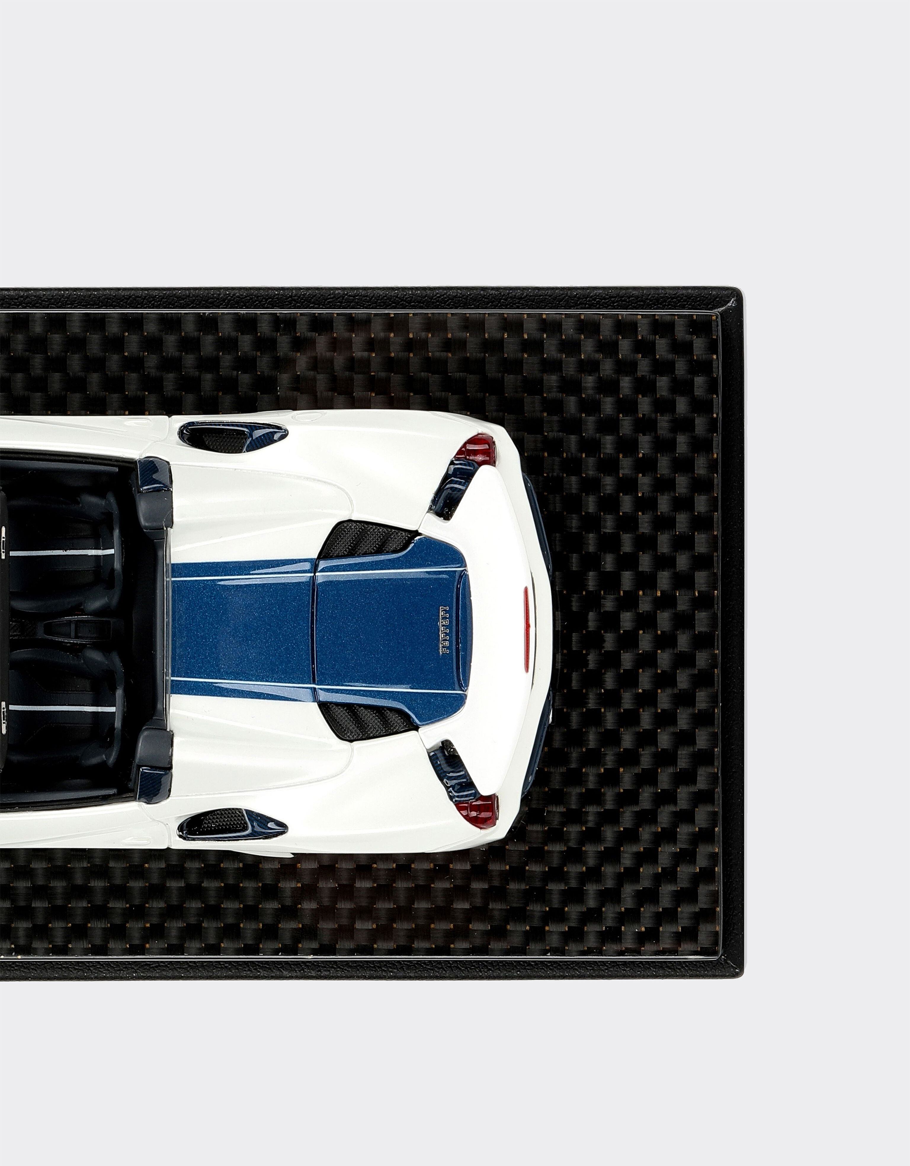 Ferrari Ferrari 488 Pista Spider 1:43スケール モデルカー オプティカルホワイト 46668f