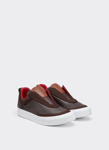 Chaussure à enfiler en cuir nappa et daim Ferrari Chaussure à enfiler en cuir nappa et daim Espresso 22828f