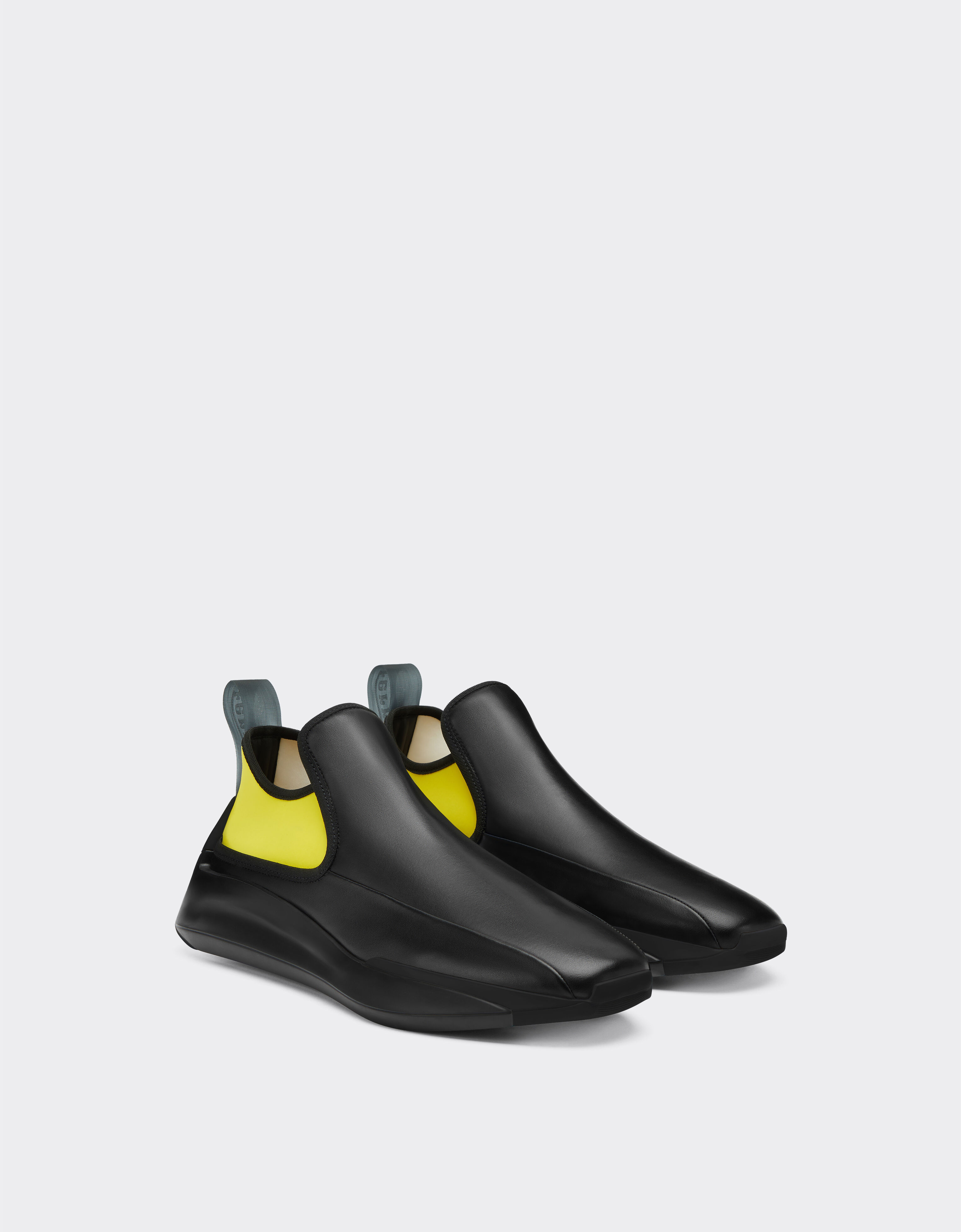 Neoprene sneakers top