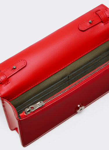 Ferrari Ferrari GT brushed leather wallet with chain shoulder strap Rosso Dino 51056f