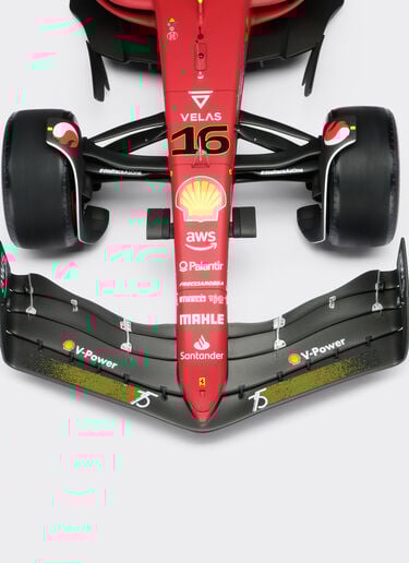 1:8 scale Charles Leclerc Ferrari F1-75 model Ferrari 1:8 scale Charles Leclerc Ferrari F1-75 model Rosso Corsa F0883f