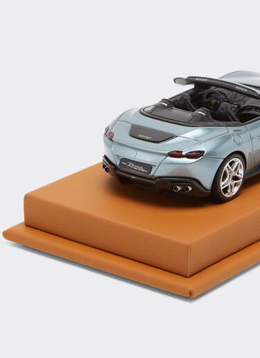 Ferrari Ferrari Roma Spider model in scale 1:43 Celeste met 21606f