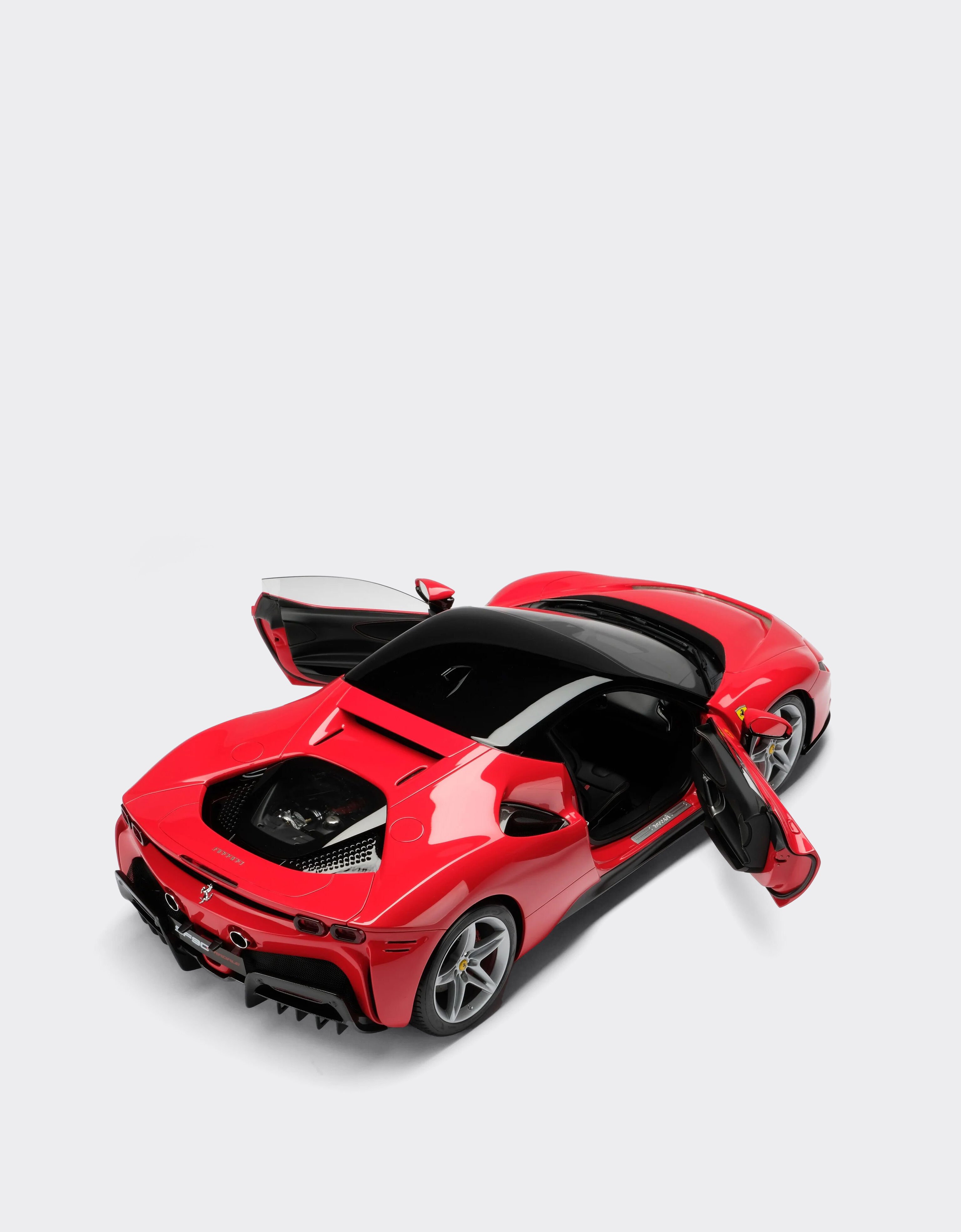 Ferrari 1:8-scale model SF90 Stradale Red F0074f