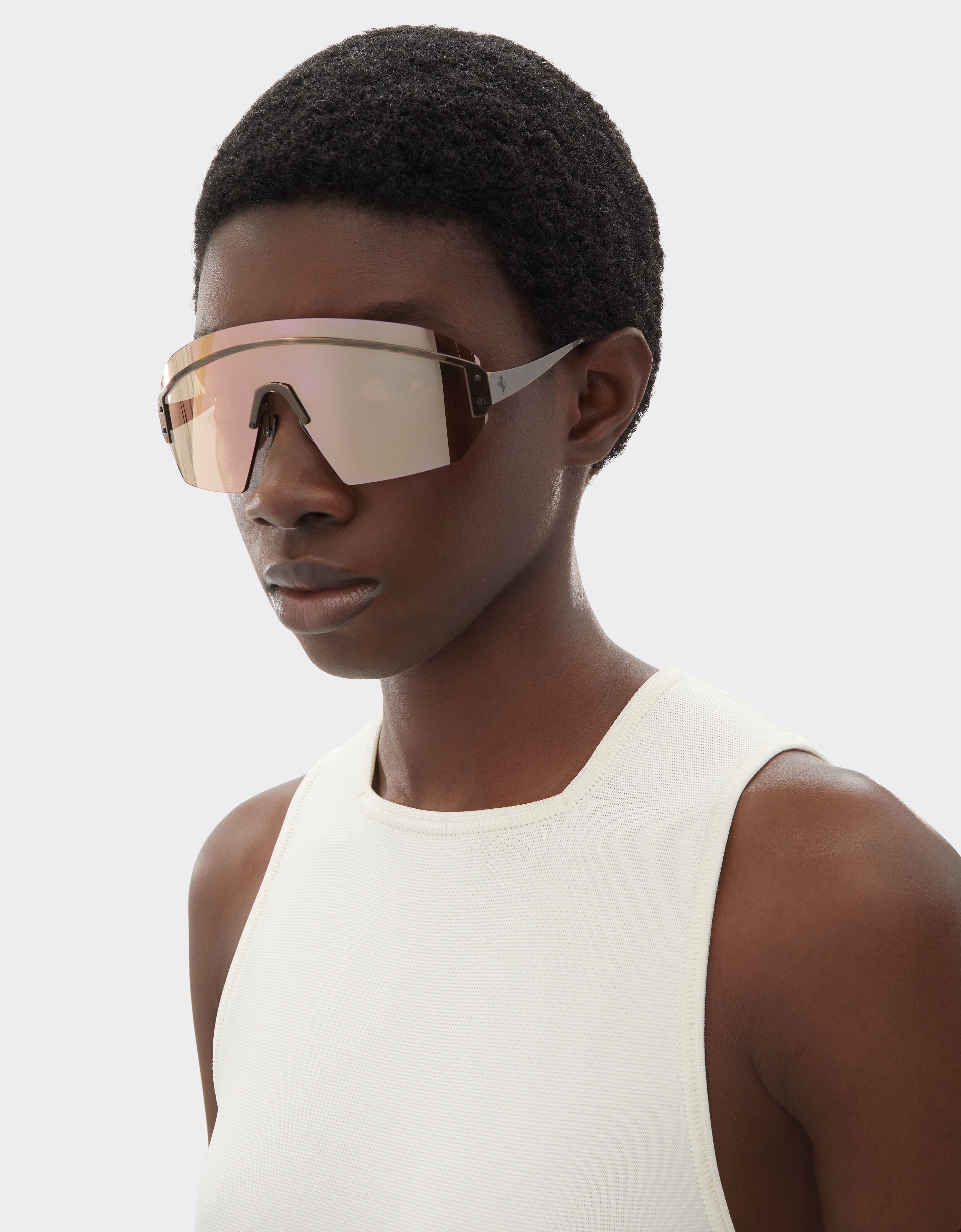 Ferrari sunglasses in antique gold metal with rose gold mirrored lenses Ferrari Ferrari sunglasses in antique gold metal with rose gold mirrored lenses Gold LA0LKf