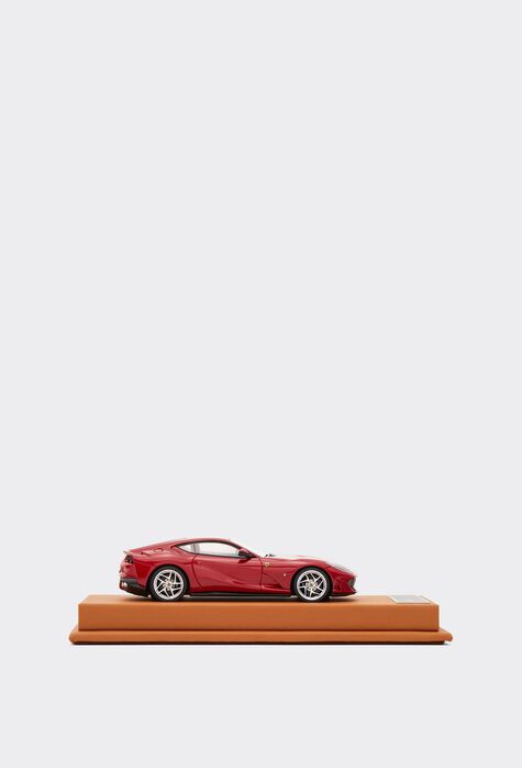 Ferrari Modellauto Ferrari 812 Superfast im Maßstab 1:43 Rot F1354f