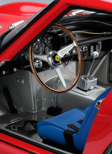 Maqueta Ferrari 250 GTO a escala 1:8 Ferrari Maqueta Ferrari 250 GTO a escala 1:8 MULTICOLOR L1127f