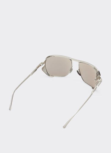 Ferrari Gafas de sol Ferrari de titanio con cristales espejados de oro blanco Plata F1526f