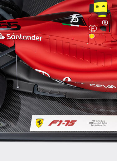 Ferrari Modello Ferrari F1-75 in scala 1:8 Carlos Sainz Rosso F0666f
