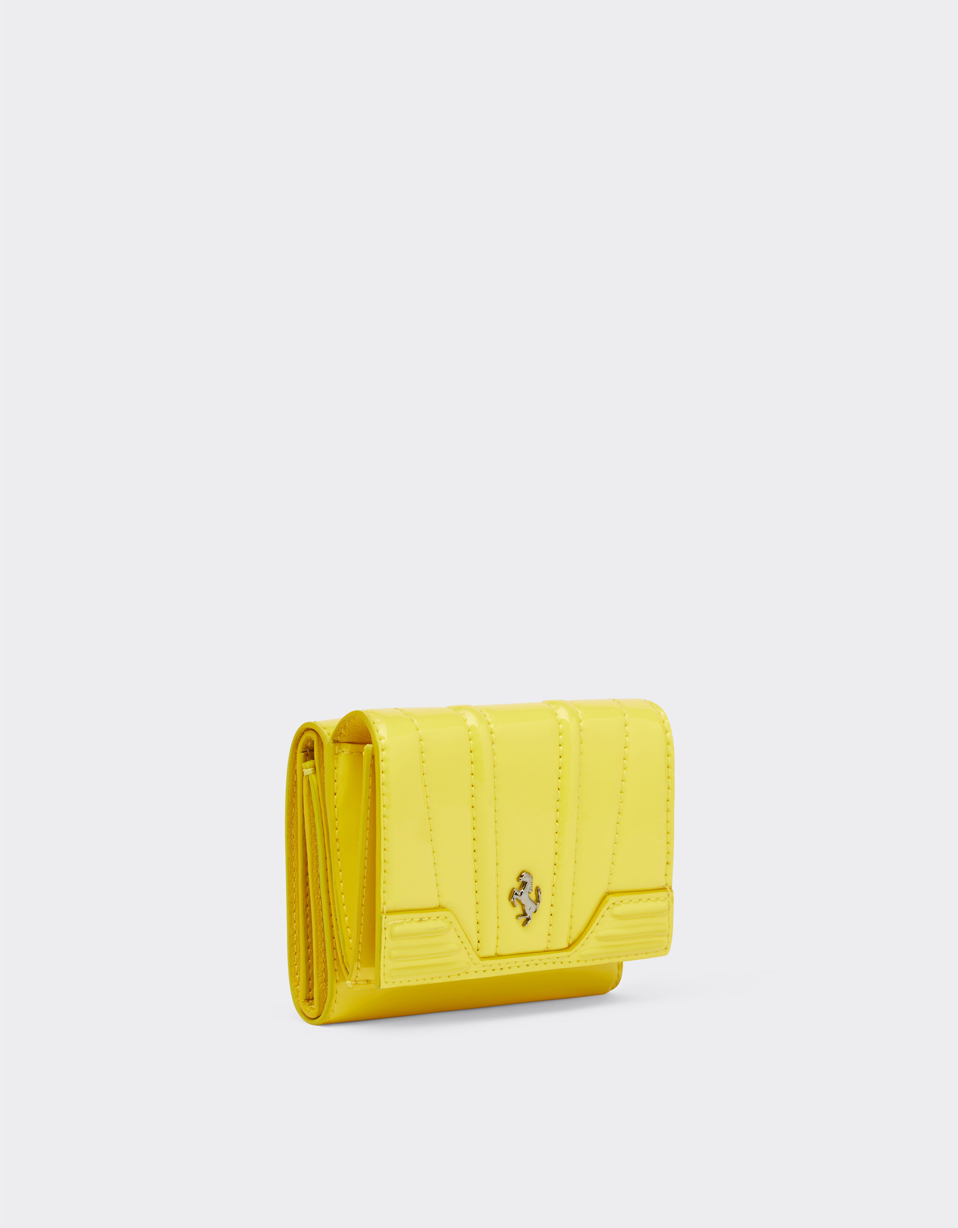 Ferrari Portemonnaie aus glänzendem Lackleder, dreifach faltbar Giallo Modena 20426f