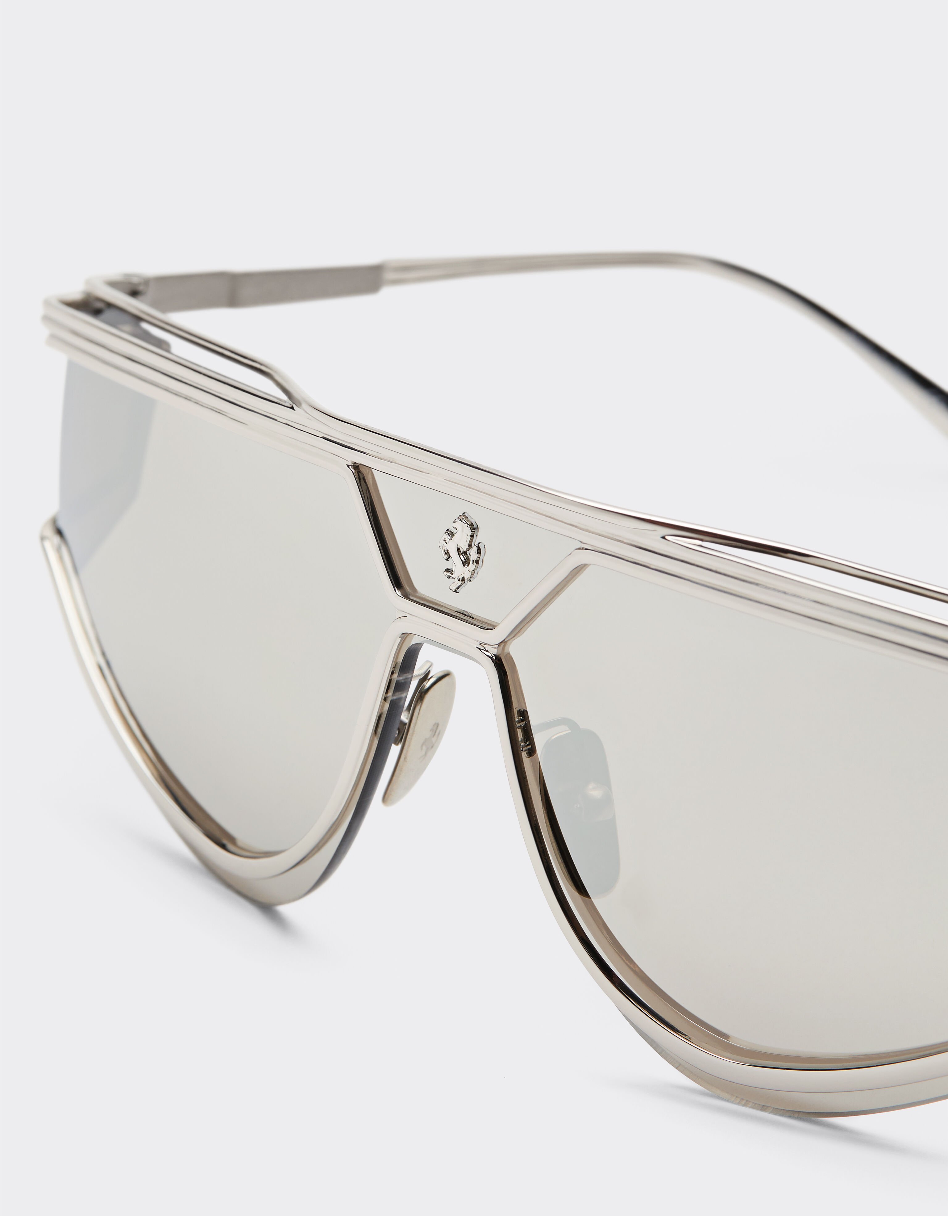 Ferrari Lunettes de soleil Ferrari Limited Edition en métal satiné avec monture argentée réfléchissante Argent F1579f