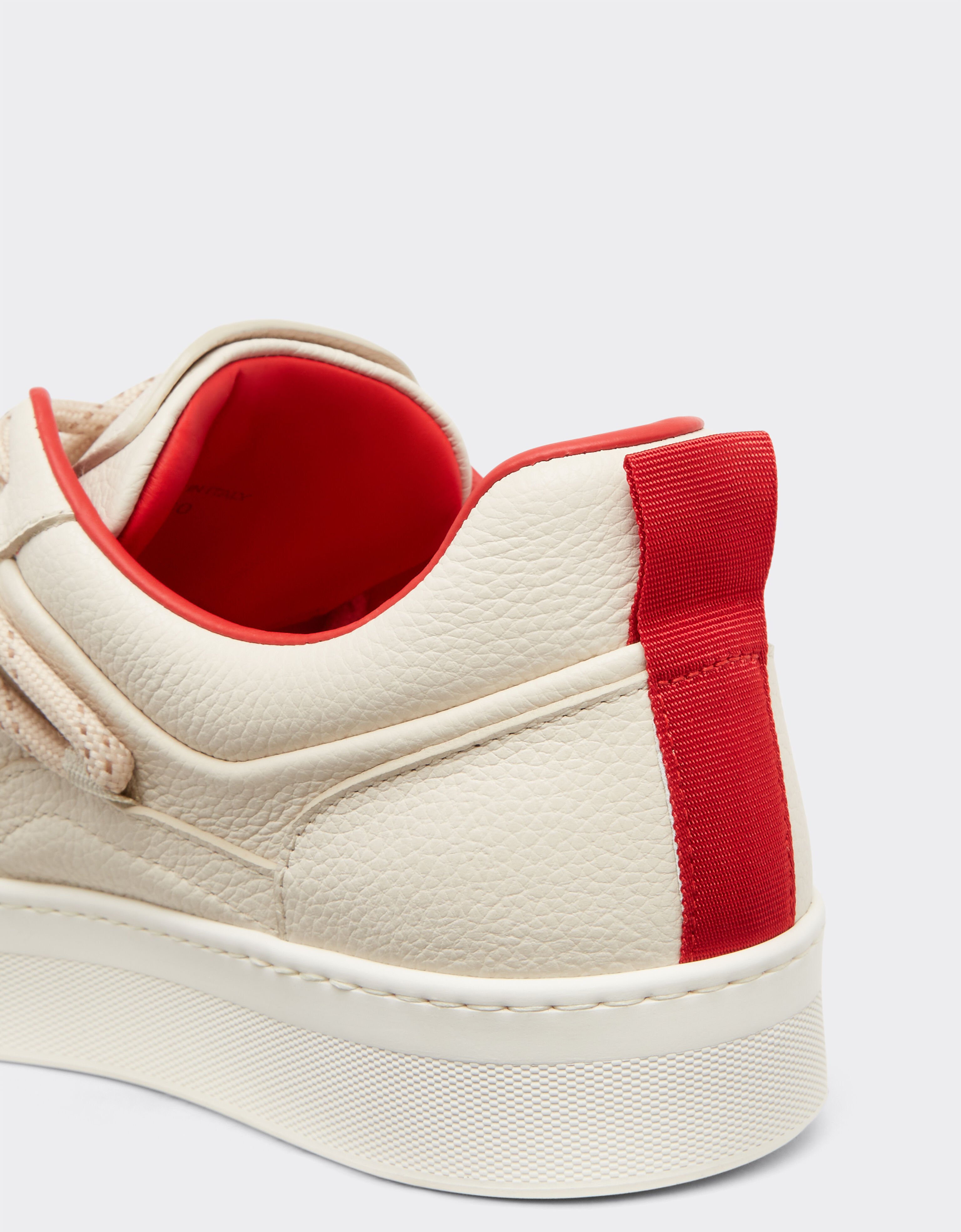 Ferrari Zapatillas de piel granulada Ecru 22036f
