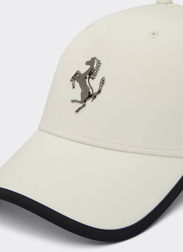Baseball cap con dettaglio Cavallino Rampante Ferrari Baseball cap con dettaglio Cavallino Rampante Avorio 20815f