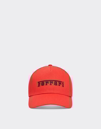 Ferrari Cappellino in cotone con logo Ferrari Rosso Corsa 20403f