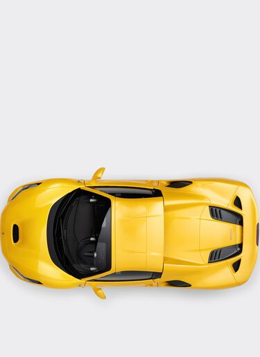 Ferrari Ferrari F8 Tributo model in 1:8 scale Yellow F0079f